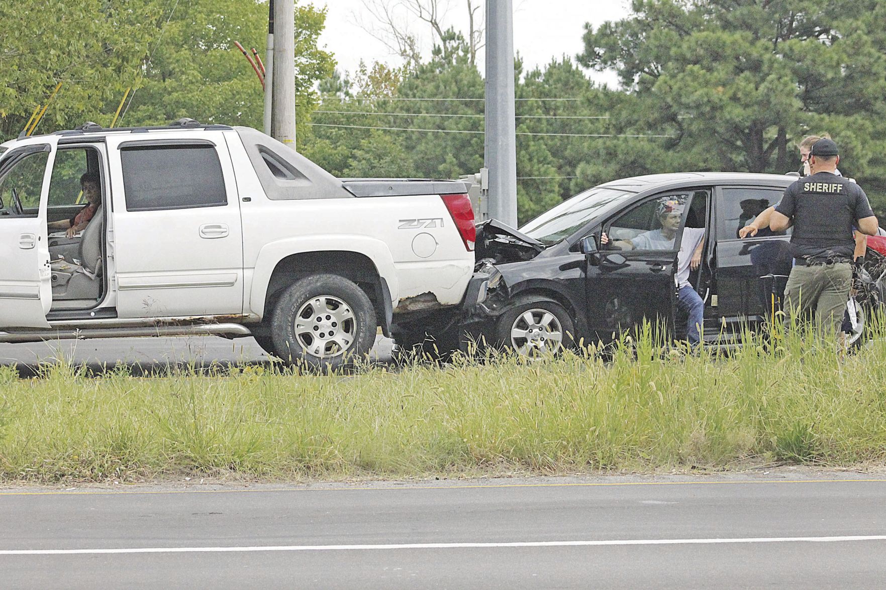 641 Pella Way wreck